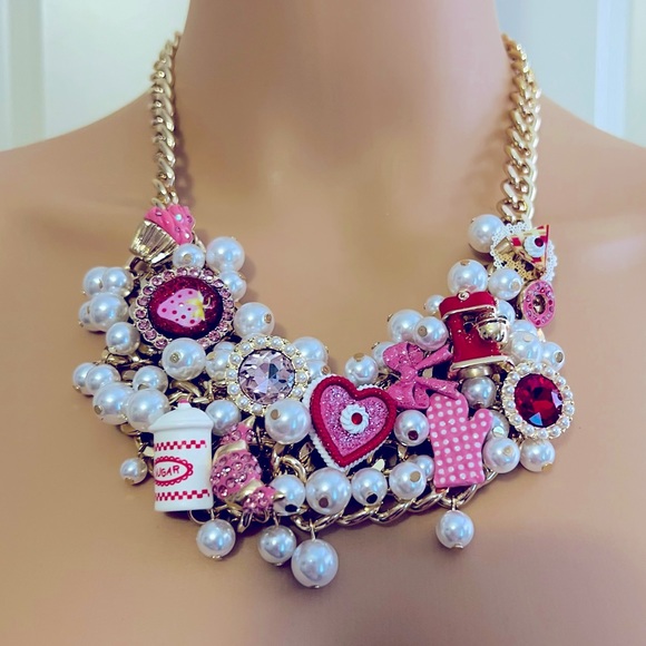 New Betsey Johnson BAKING CHARMS SHAKER COLLAR NECKLACE - Picture 7 of 11